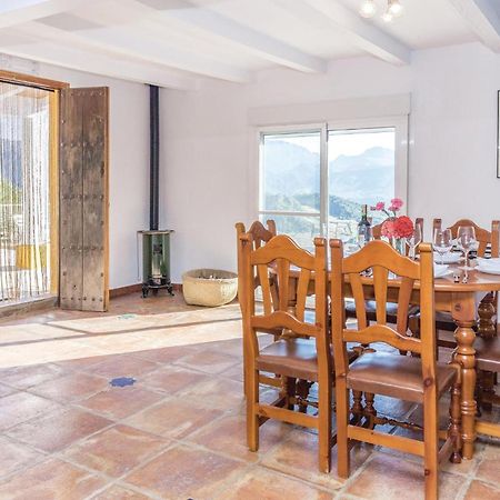 Awesome Home In Cadiz With Swimming Pool El Gastor Buitenkant foto